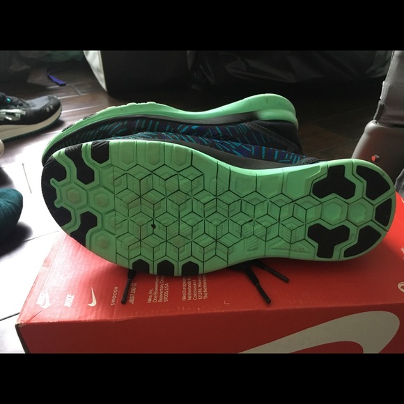 Nike free runs 5 - Picture 4 of 7